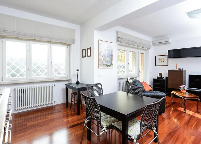 Enjoy The Sunset On Your Vatican Terrace Apartmán