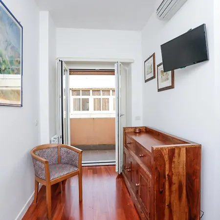 Enjoy The Sunset On Your Vatican Terrace Appartement